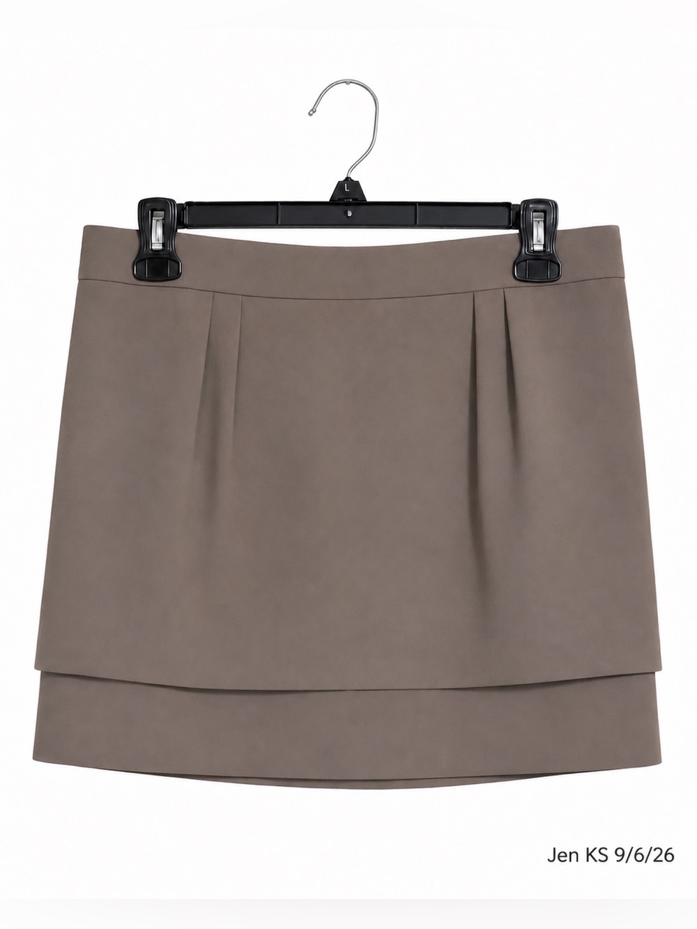 Express Pleated Mini Skirt Women’s Size 6 Taupe Brown Layered Hem Back Zip